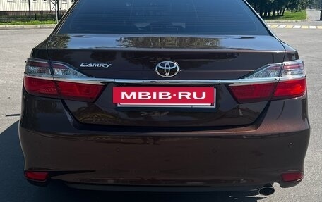 Toyota Camry, 2017 год, 2 450 000 рублей, 5 фотография