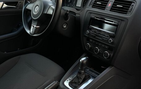 Volkswagen Jetta VI, 2012 год, 1 290 000 рублей, 20 фотография