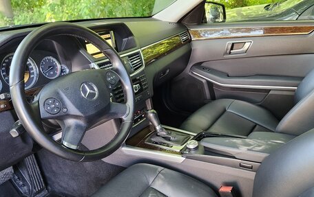 Mercedes-Benz E-Класс, 2011 год, 1 559 000 рублей, 9 фотография