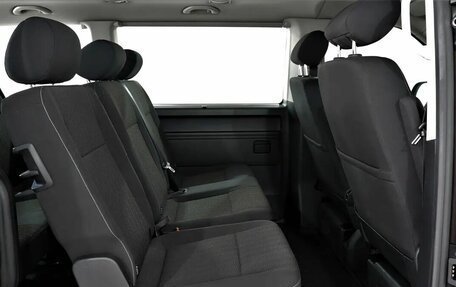 Volkswagen Caravelle T6 рестайлинг, 2017 год, 2 850 000 рублей, 12 фотография