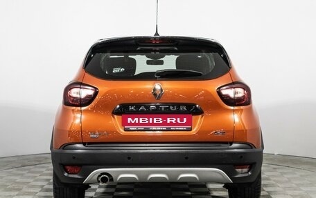 Renault Kaptur I рестайлинг, 2017 год, 1 540 000 рублей, 6 фотография