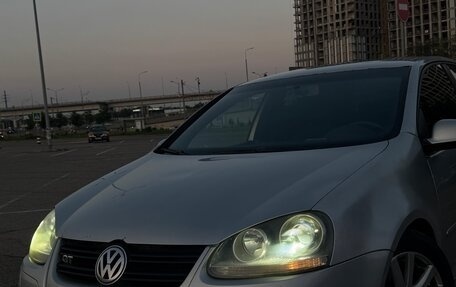 Volkswagen Golf V, 2006 год, 630 000 рублей, 10 фотография