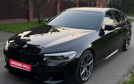 BMW 5 серия, 2019 год, 6 350 000 рублей, 2 фотография