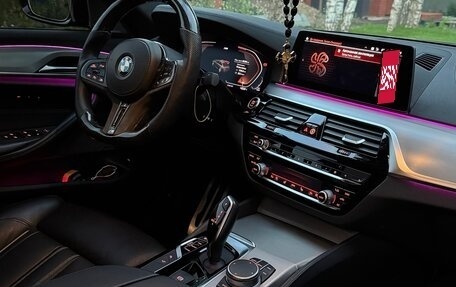 BMW 5 серия, 2019 год, 6 350 000 рублей, 10 фотография