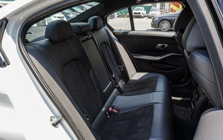 BMW 3 серия, 2019 год, 3 660 000 рублей, 7 фотография
