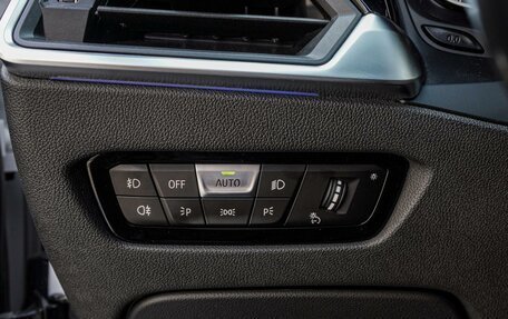 BMW 3 серия, 2019 год, 3 660 000 рублей, 16 фотография