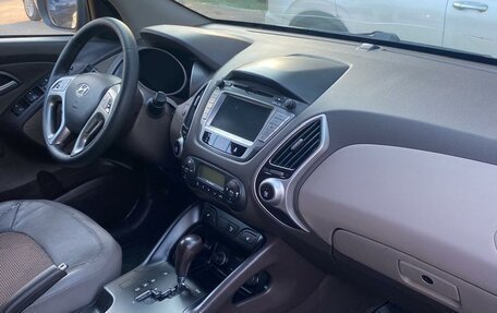 Hyundai ix35 I рестайлинг, 2012 год, 830 000 рублей, 20 фотография