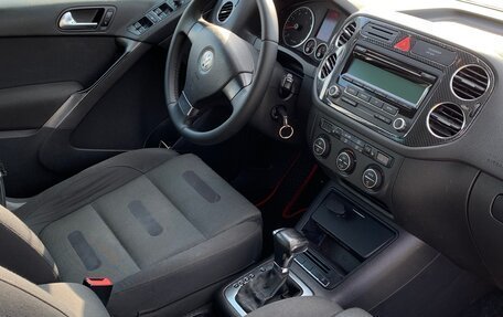 Volkswagen Tiguan I, 2009 год, 750 000 рублей, 6 фотография