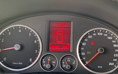 Volkswagen Tiguan I, 2009 год, 750 000 рублей, 11 фотография