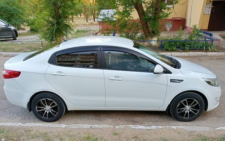 KIA Rio III рестайлинг, 2013 год, 748 000 рублей, 3 фотография
