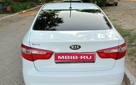 KIA Rio III рестайлинг, 2013 год, 748 000 рублей, 2 фотография