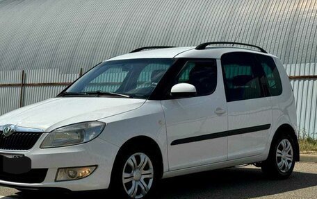 Skoda Roomster, 2011 год, 880 000 рублей, 5 фотография