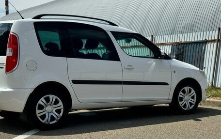 Skoda Roomster, 2011 год, 880 000 рублей, 10 фотография