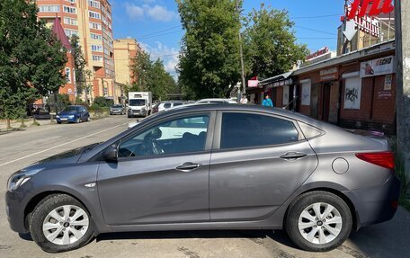 Hyundai Solaris II рестайлинг, 2016 год, 1 200 000 рублей, 3 фотография