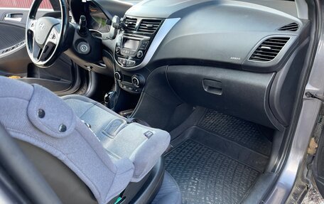Hyundai Solaris II рестайлинг, 2016 год, 1 200 000 рублей, 12 фотография
