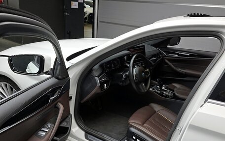 BMW 5 серия, 2022 год, 4 579 000 рублей, 15 фотография