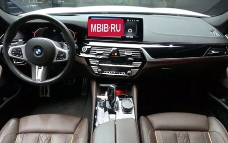 BMW 5 серия, 2022 год, 4 579 000 рублей, 13 фотография
