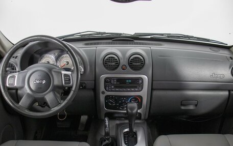 Jeep Cherokee, 2005 год, 760 000 рублей, 13 фотография