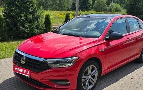 Volkswagen Jetta VII, 2019 год, 1 750 000 рублей, 2 фотография