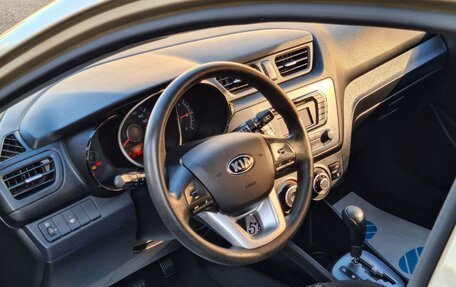 KIA Rio III рестайлинг, 2013 год, 1 150 000 рублей, 19 фотография