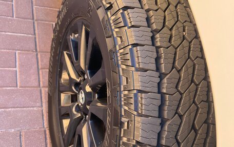 Toyota Land Cruiser Prado 150 рестайлинг 2, 2020 год, 6 500 000 рублей, 6 фотография