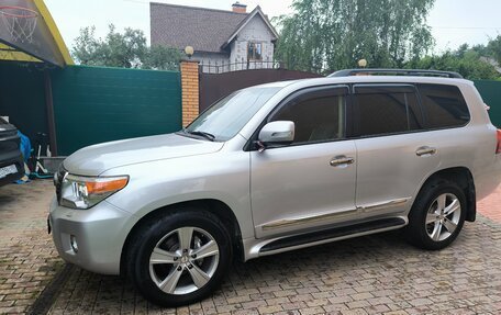 Toyota Land Cruiser 200, 2008 год, 3 100 000 рублей, 6 фотография