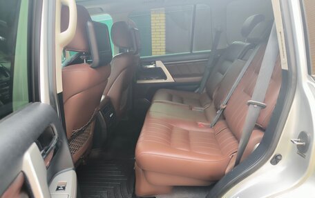 Toyota Land Cruiser 200, 2008 год, 3 100 000 рублей, 17 фотография