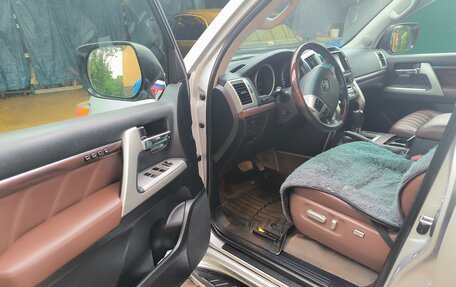 Toyota Land Cruiser 200, 2008 год, 3 100 000 рублей, 18 фотография