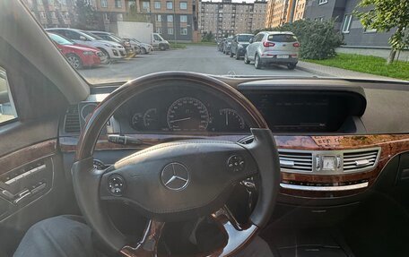 Mercedes-Benz S-Класс, 2005 год, 1 050 000 рублей, 2 фотография