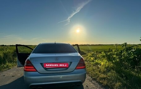 Mercedes-Benz S-Класс, 2005 год, 1 050 000 рублей, 29 фотография