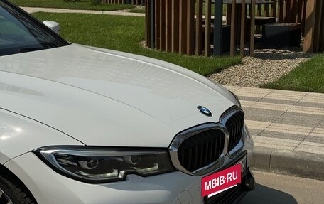 BMW 3 серия, 2019 год, 3 100 000 рублей, 2 фотография