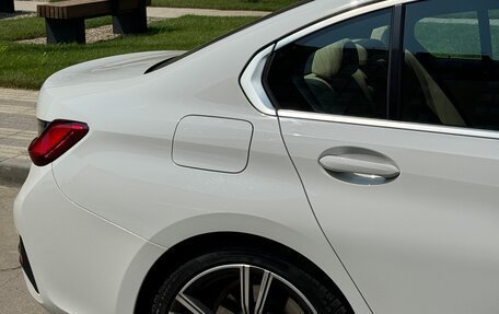 BMW 3 серия, 2019 год, 3 100 000 рублей, 15 фотография