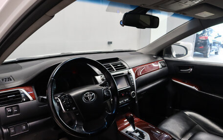 Toyota Camry, 2014 год, 1 739 000 рублей, 11 фотография