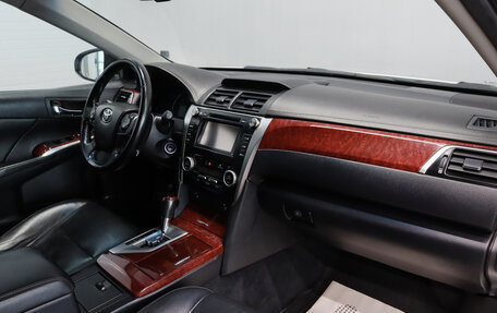 Toyota Camry, 2014 год, 1 739 000 рублей, 12 фотография