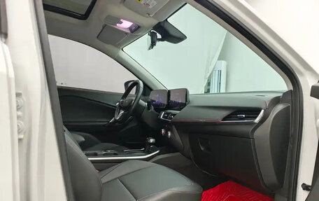 Chevrolet Tracker, 2022 год, 1 339 099 рублей, 13 фотография
