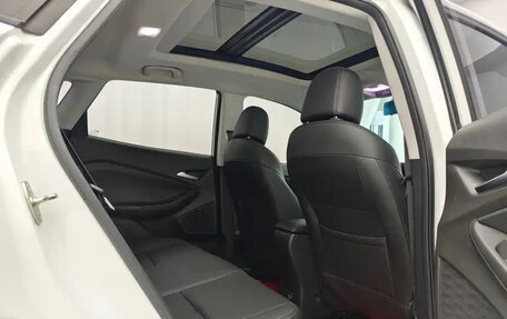 Chevrolet Tracker, 2022 год, 1 339 099 рублей, 16 фотография