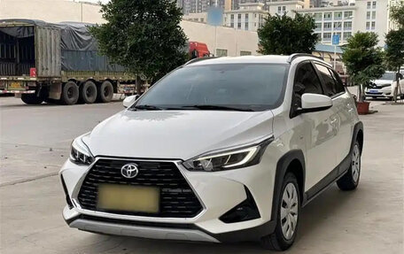 Toyota Yaris XP150 рестайлинг, 2022 год, 1 410 099 рублей, 1 фотография