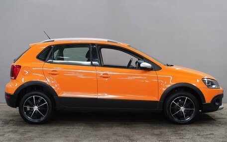 Volkswagen Polo VI (EU Market), 2011 год, 750 000 рублей, 8 фотография