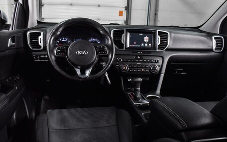 KIA Sportage IV рестайлинг, 2017 год, 1 799 000 рублей, 6 фотография