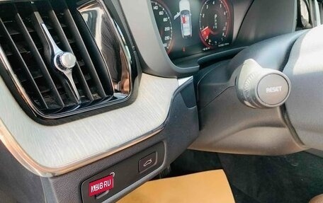 Volvo XC60 II, 2020 год, 3 200 000 рублей, 20 фотография