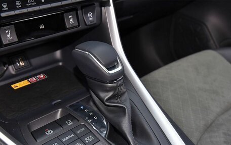 Toyota RAV4, 2025 год, 3 590 000 рублей, 7 фотография