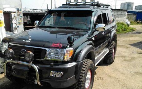 Toyota Land Cruiser 100 рестайлинг 2, 2000 год, 2 300 000 рублей, 1 фотография