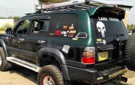 Toyota Land Cruiser 100 рестайлинг 2, 2000 год, 2 300 000 рублей, 2 фотография