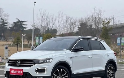 Volkswagen T-Roc I, 2022 год, 1 290 000 рублей, 1 фотография