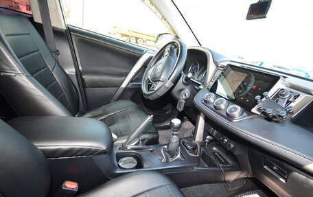Toyota RAV4, 2015 год, 1 750 000 рублей, 9 фотография