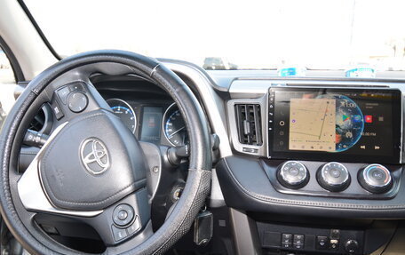 Toyota RAV4, 2015 год, 1 750 000 рублей, 11 фотография