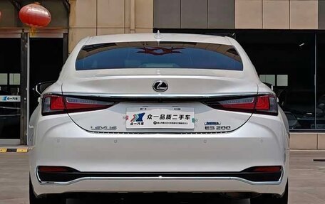 Lexus ES VII, 2022 год, 3 300 000 рублей, 5 фотография