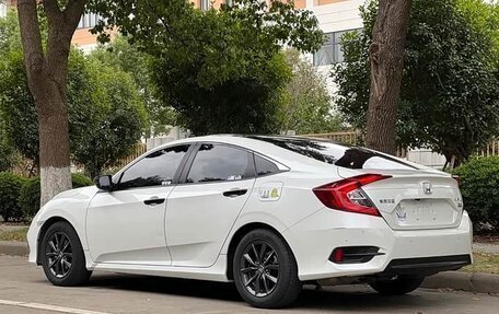 Honda Civic IX, 2021 год, 1 836 000 рублей, 7 фотография