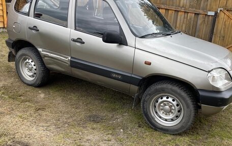 Chevrolet Niva I рестайлинг, 2008 год, 360 000 рублей, 3 фотография