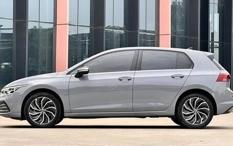 Volkswagen Golf VIII, 2021 год, 1 530 000 рублей, 6 фотография